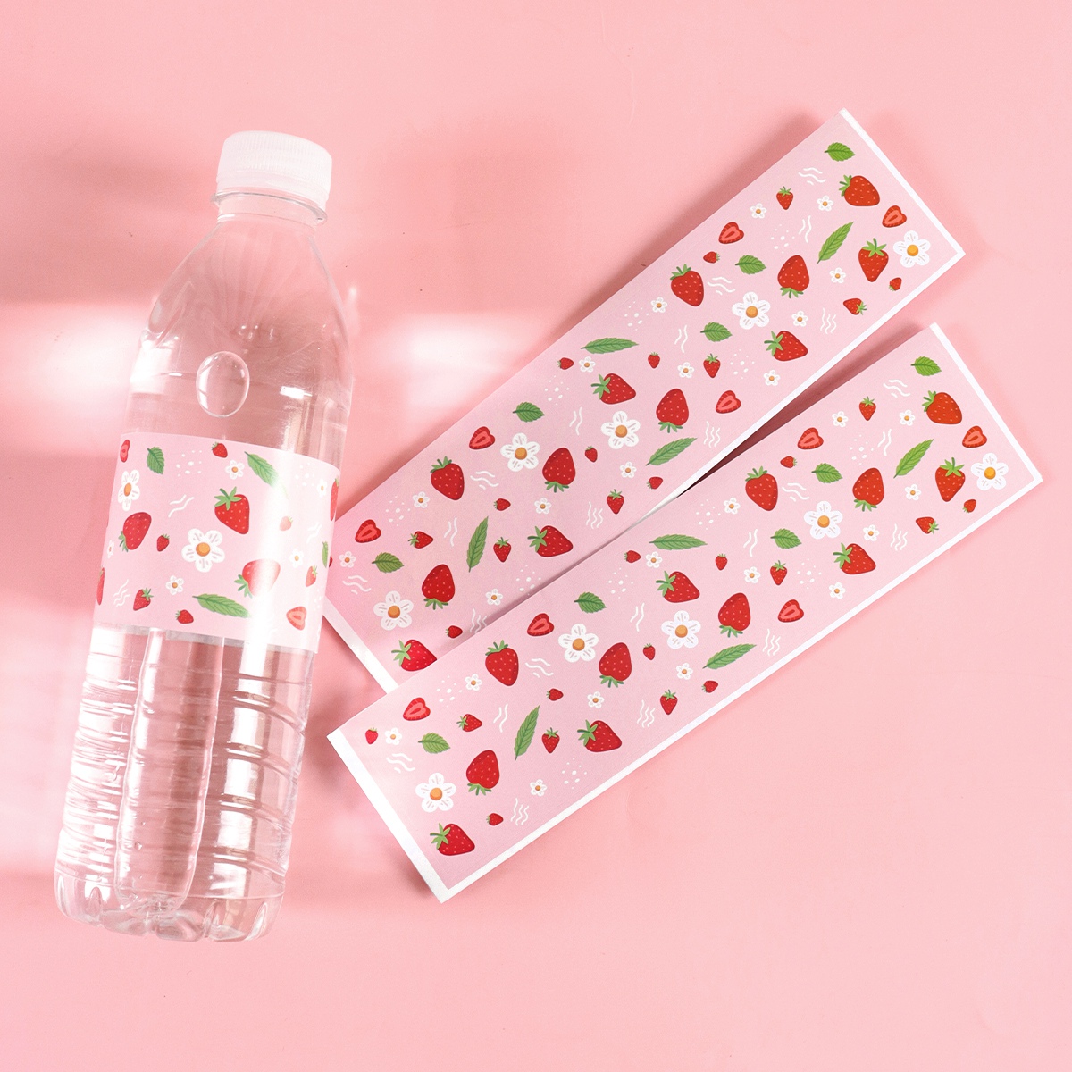 10 個のイチゴウォーターボトルラベルピンクテーマステッカー - Wedding Water Supply のレビューと価格